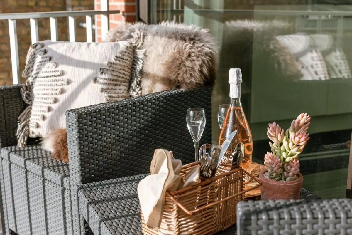 Huswell - Charming Studio With Terrace Nearby The Beach Apartment Middelkerke Belgium