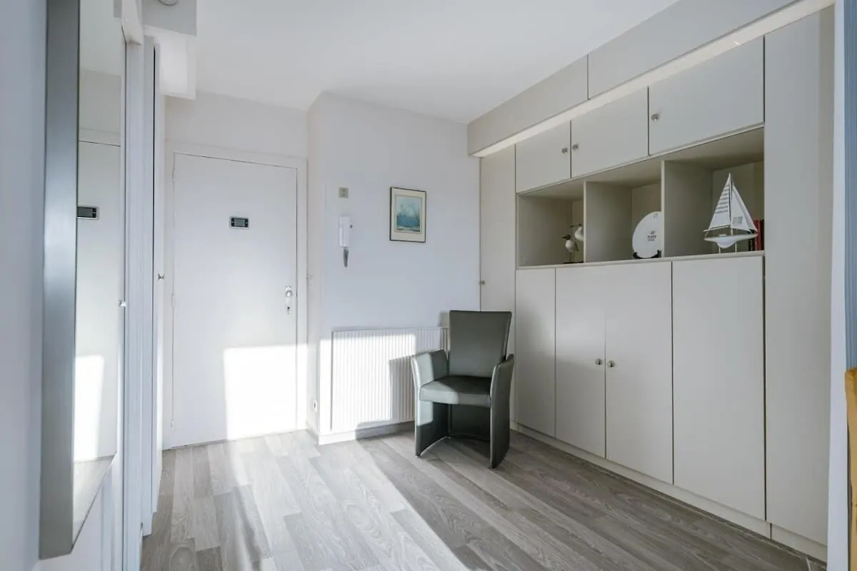شقة Huswell - Charming Studio With Terrace Nearby The Beach ميدل كيرك 0*, ميدل كيرك بلجيكا
